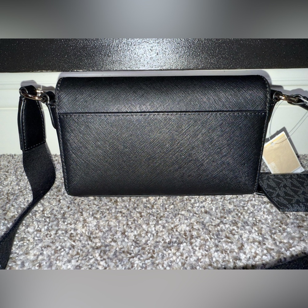 Michael Kors black crossbody purse with mini pouch NWT - Picture 5 of 10